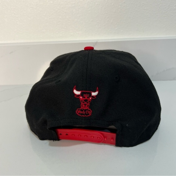 Chicago Bulls Hat Cap Snapback 9fifty Black Red New Era Adjustable - Picture 4 of 8